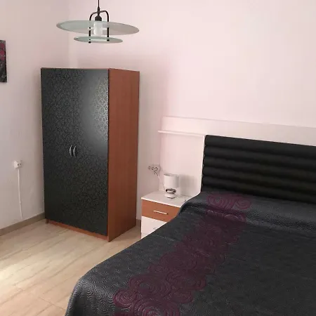 Planta Baja En Playa Malvarrosa/ La Patacona, Wifi Gratis Appartamento